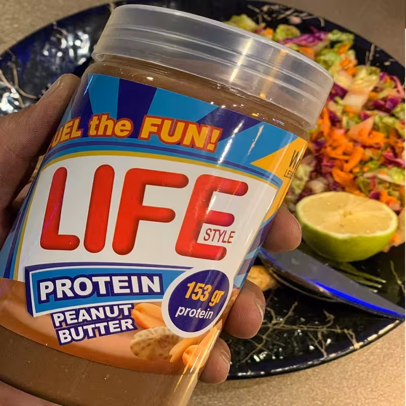 کره بادام‌زمینی 555 گرمی  Whey با طعم شکلات-چند رنگ