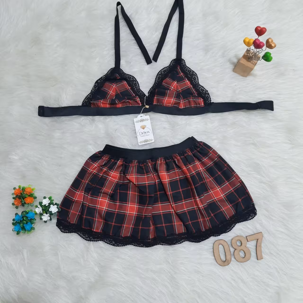 کاستوم دانش اموزی برند دلوین