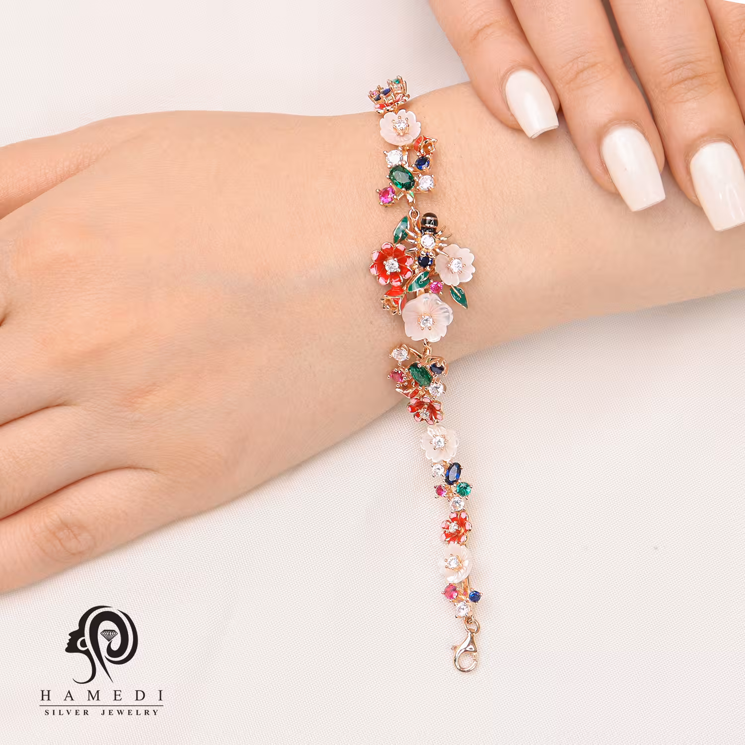 دستبند زنانه صدفی نقره مدل BE C13 R