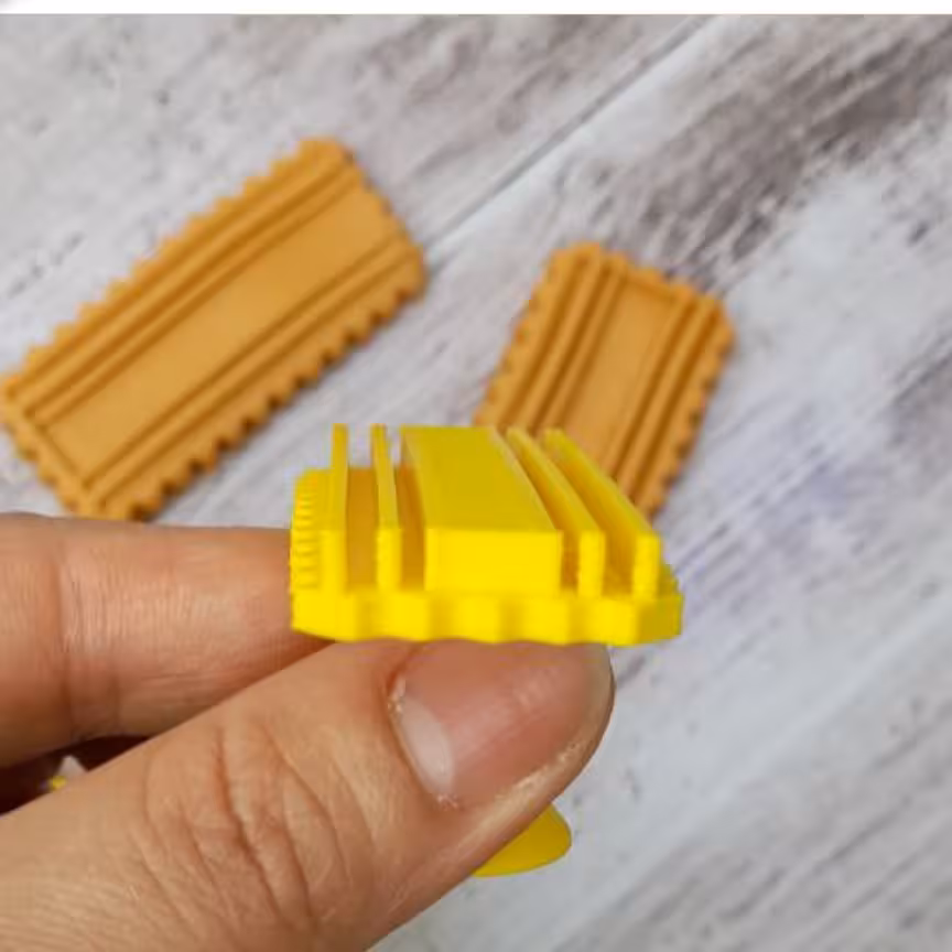 قالب شیرینی چرخی . مهر و کاتر 6 سانته شیرینی چرخی