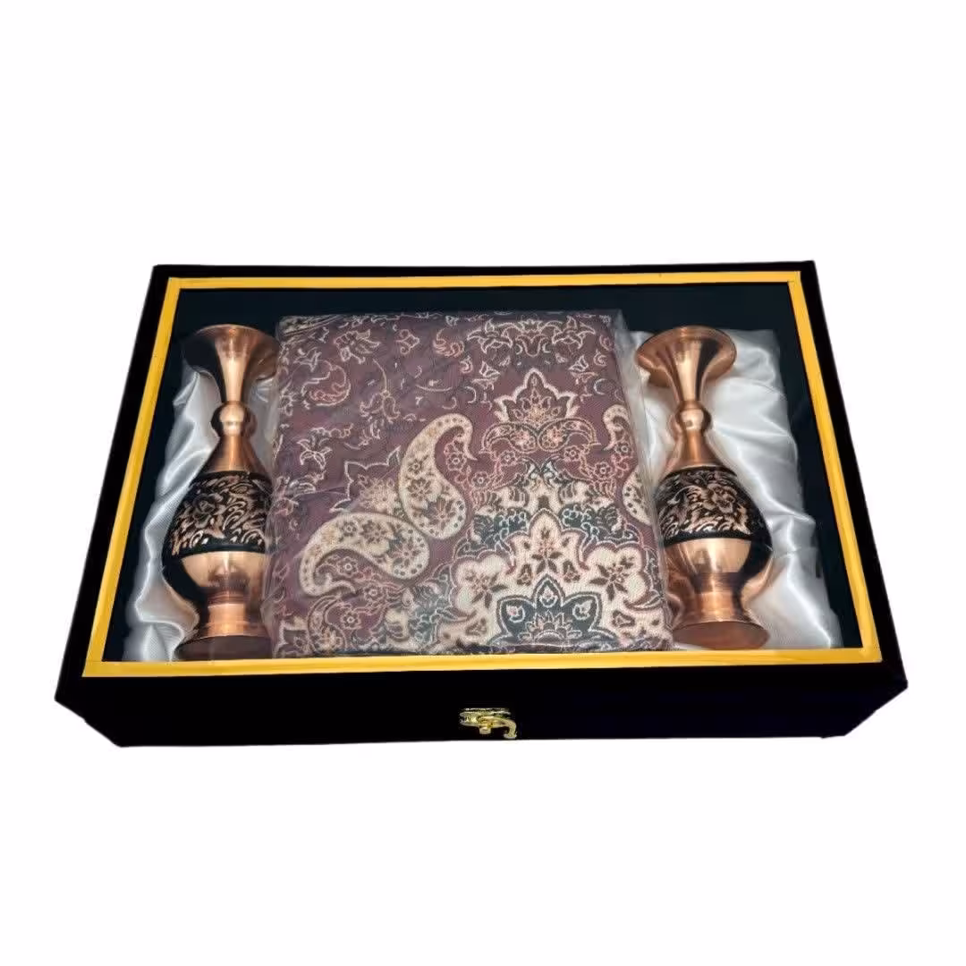 ست هدیه  اداری ترمه و گلدان مسی مدل الماس تراش