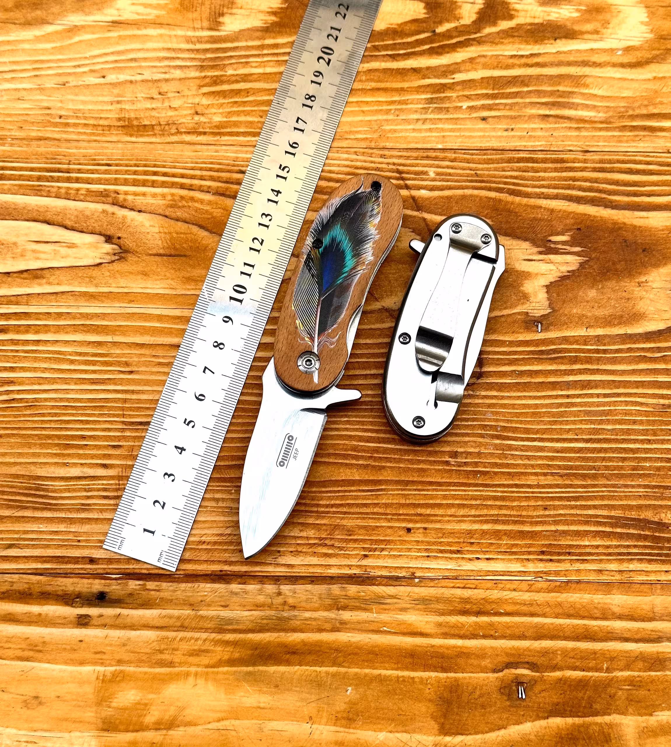 چاقو جیبی پر طاووس