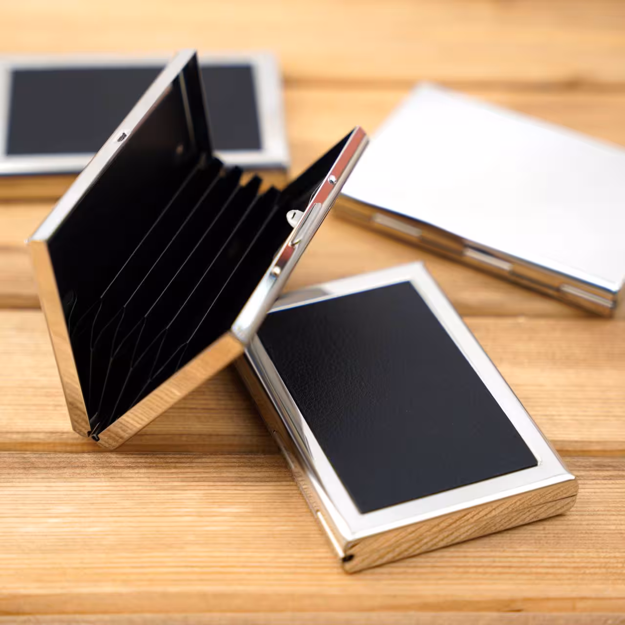 جاکارتی وارداتی فلزی