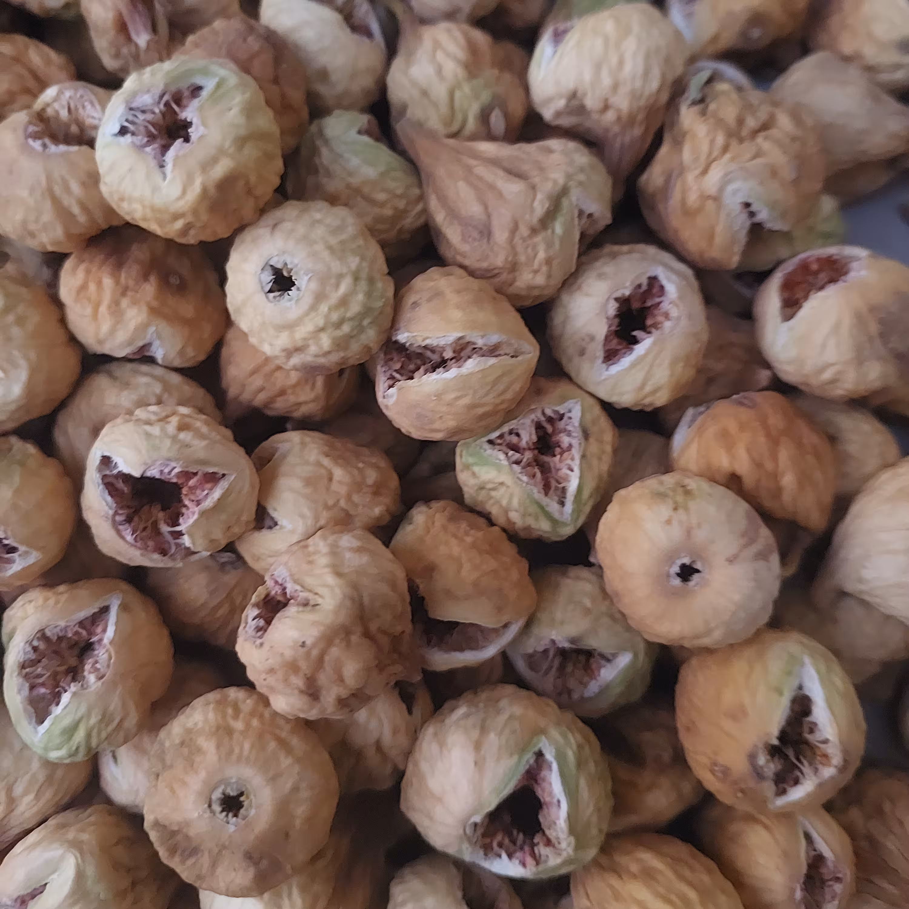 انجیر  گوشتی معطر و خوش طعم