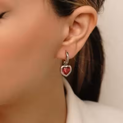 گوشواره حلقه ای قلب سرخ درخشان