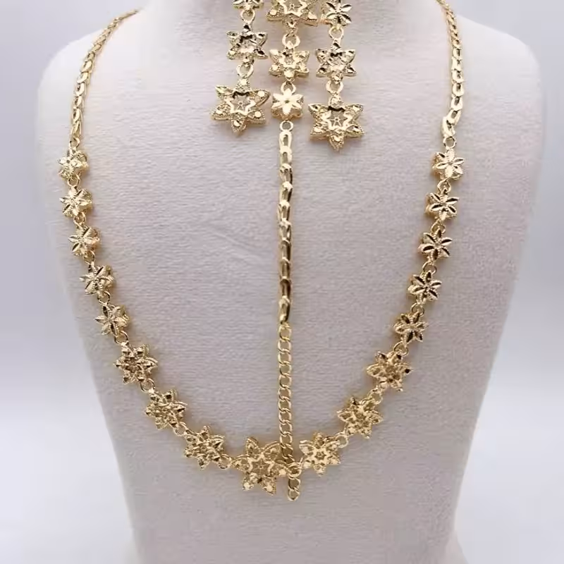 سرویس طرح طلای زنانه،در دو مدل شیک و خاص،جنس برنجی💍