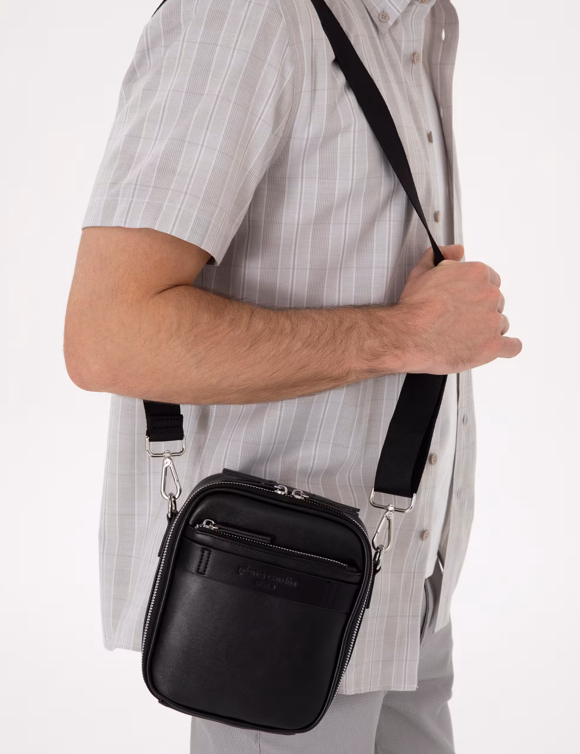 کیف مردانه مشکی پیرکاردین