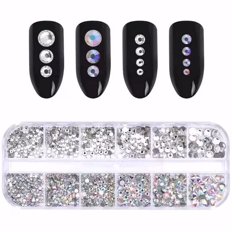 پک 12 عددی دیزاین ناخن نگین ریز طرح سواروسکی