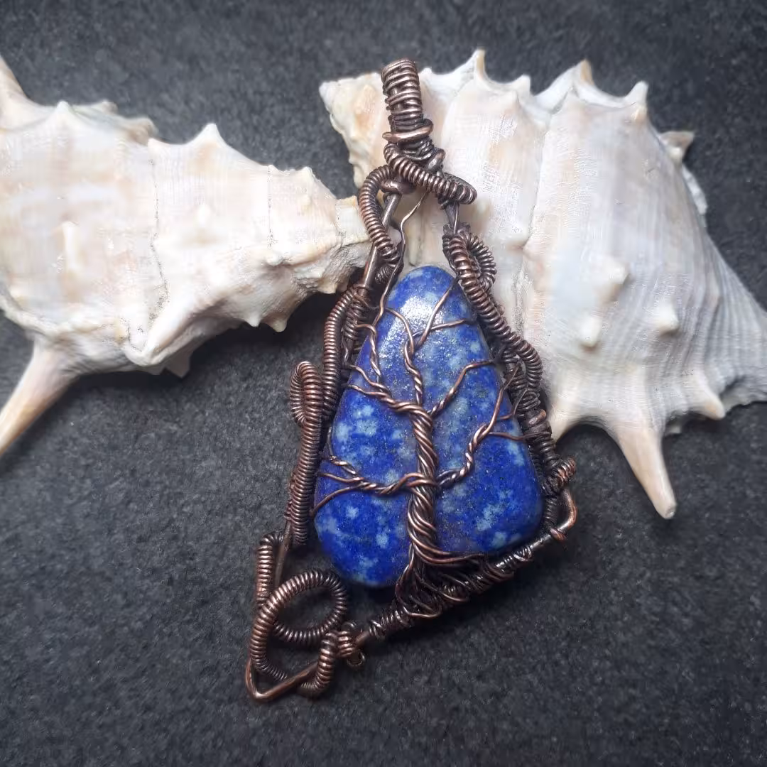 گردن آویرز و رو مانتویی