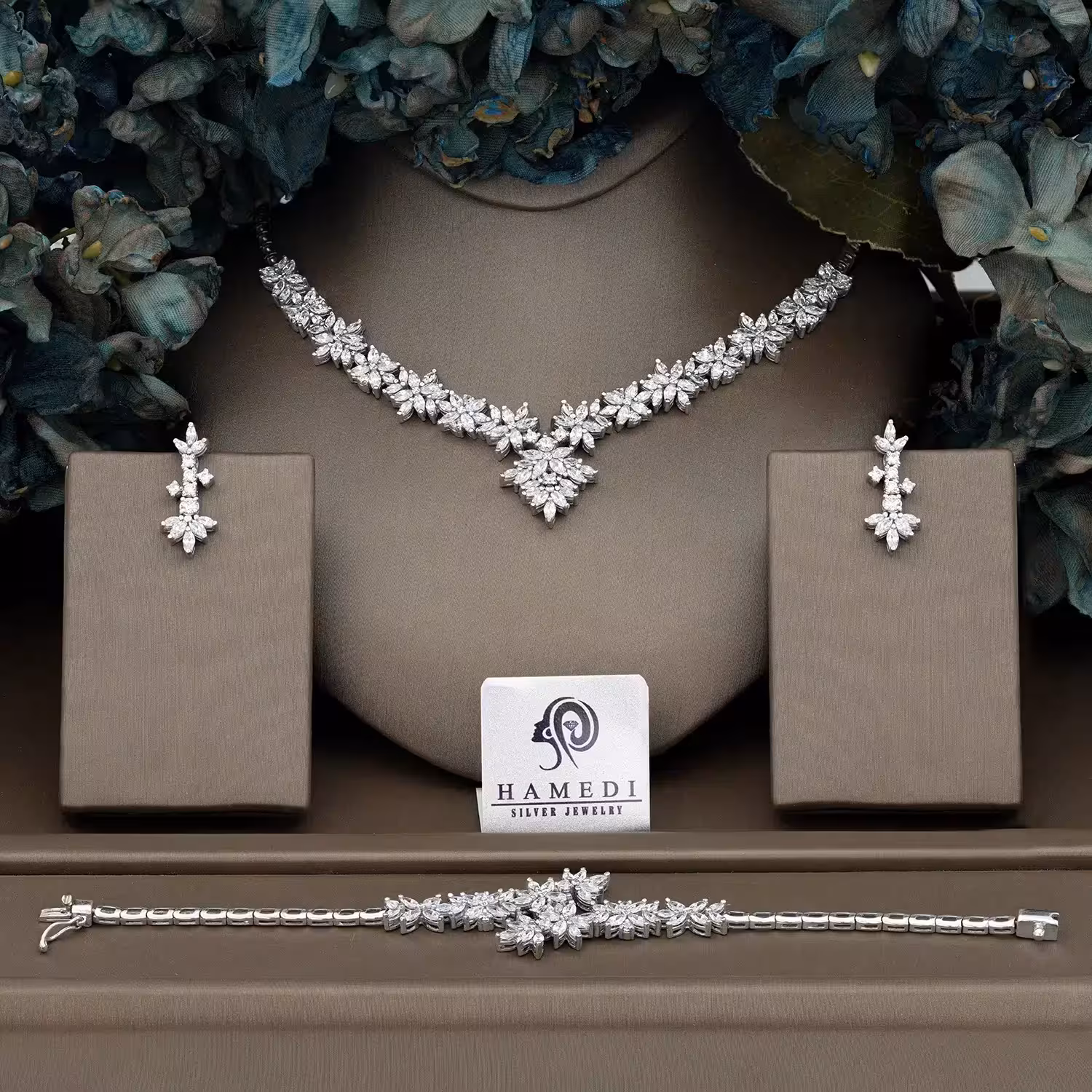 سرویس نقره زنانه جواهری لوکس مدل SIL K11