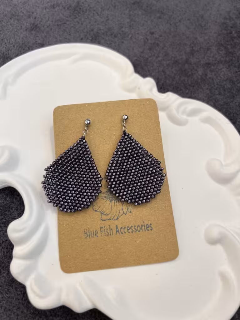 گوشواره اشک شوق(ساده بنفش متالیک)