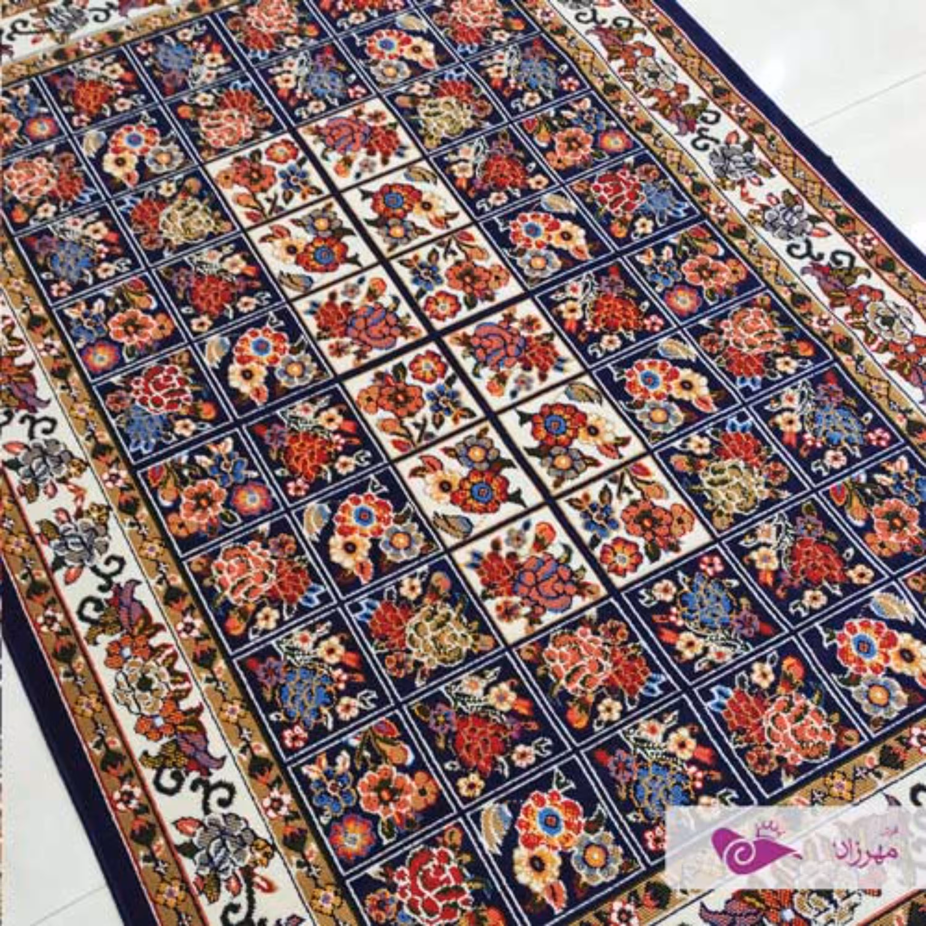 گلیم ماشینی 6 متری طرح گلنوش سرمه ای