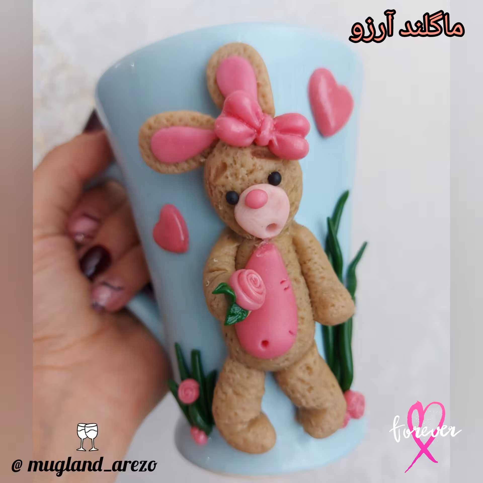 ماگ عروسکی دستساز  خرگوش متعجب ساخته شده از خمیر هوا خشک (ایتالیایی) و جنس ماگها سرامیکی هستند و قابل شستشو