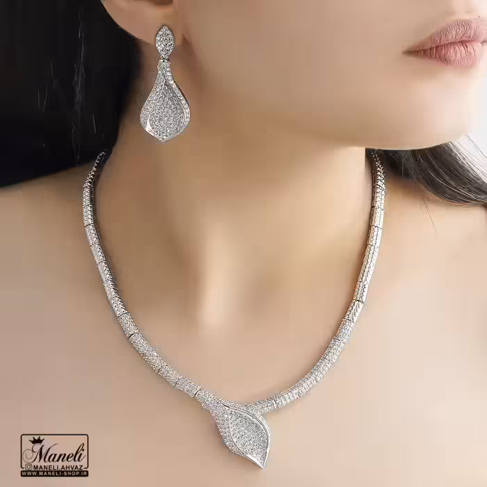 نیم ست مجلسی نگین دار | جلوه فوق العاده