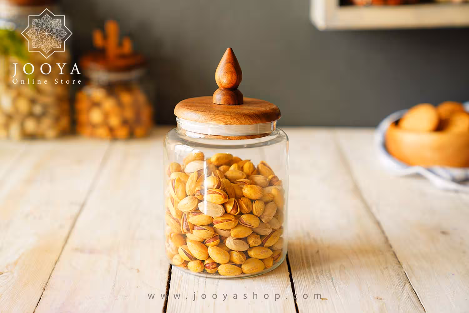 بانکه شیشه ای درب چوبی نقلی