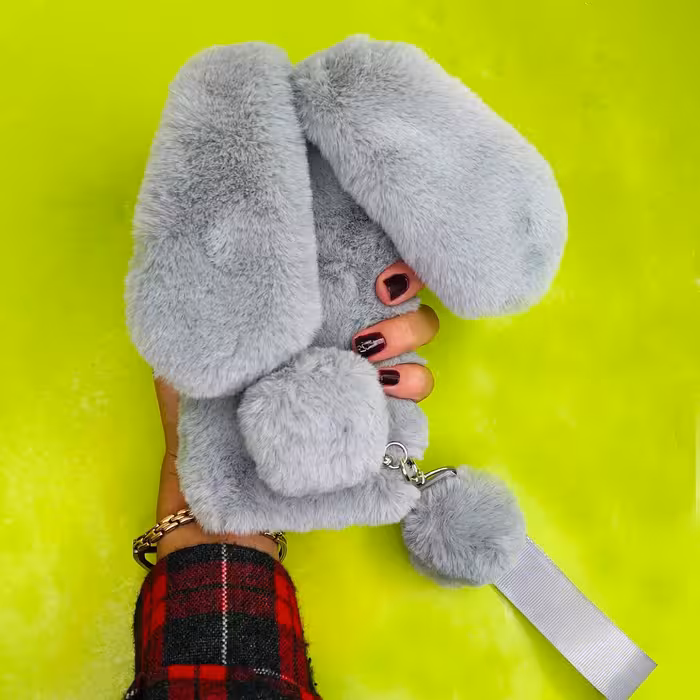 کاور مدل خرگوشی پشمالو مناسب برای گوشی موبایل سامسونگ Galaxy J4 به همراه بند