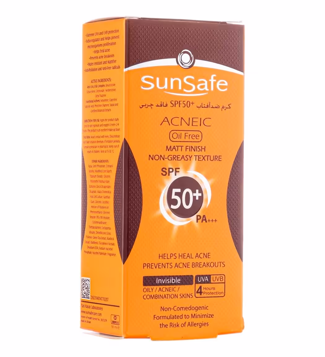کرم ضد آفتاب فاقد چربی SPF50  پوست چرب و آکنه ای بدون رنگ سان سیف
