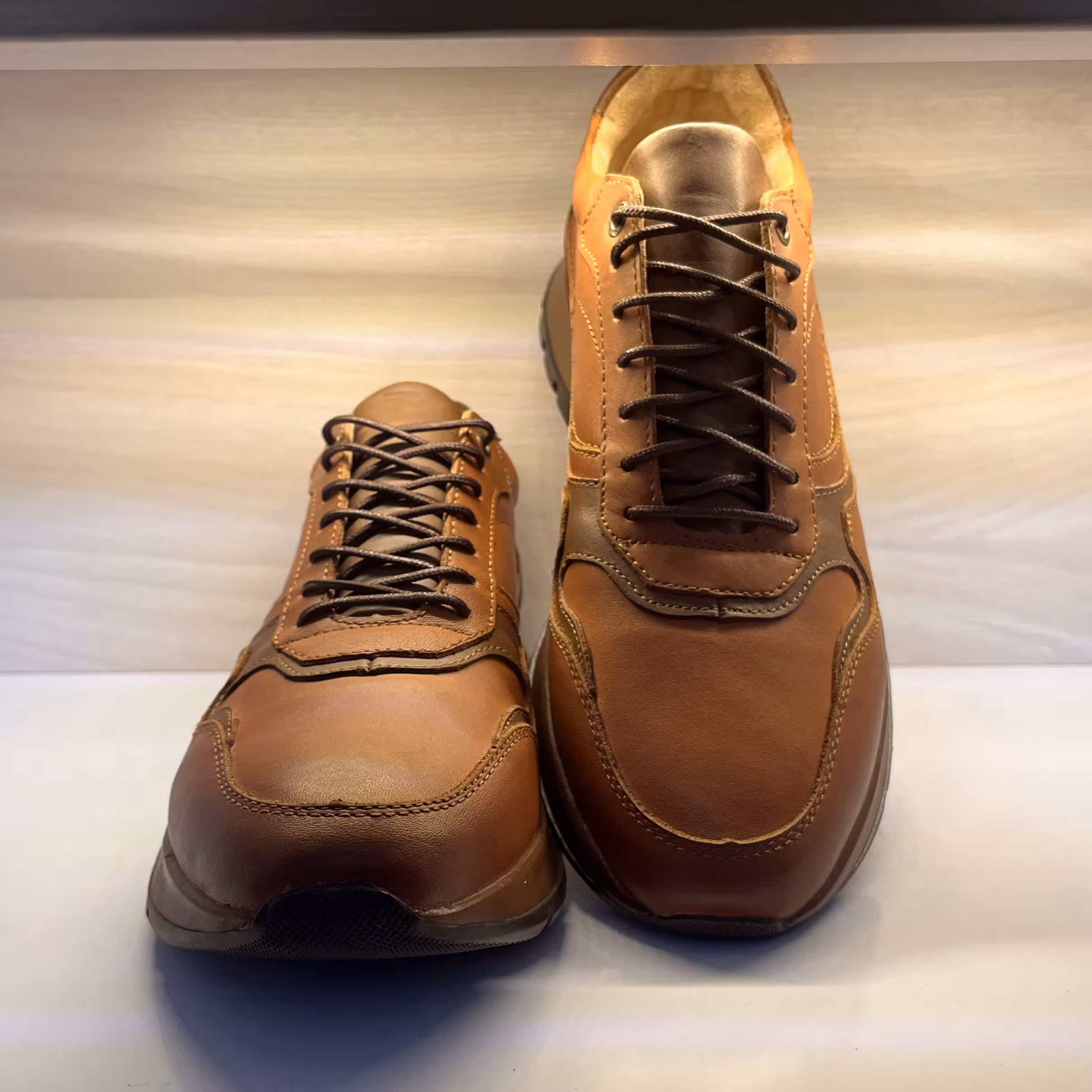 کفش چرم مردانه اسپرت راحتی و بادوام(تکسایز41)