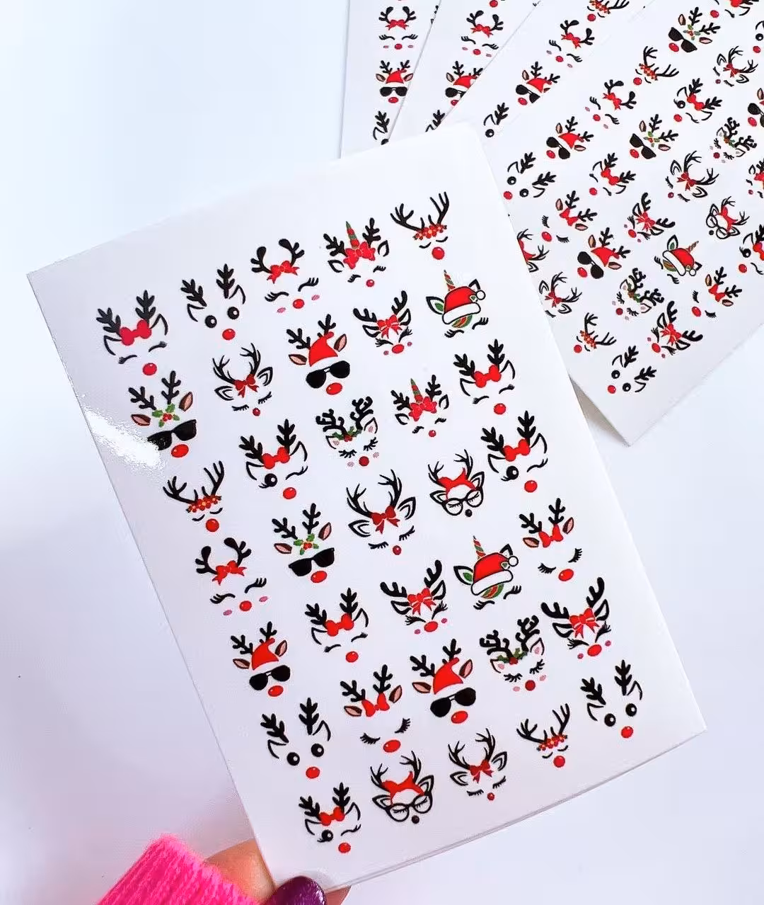 لنز ناخن گوزن کریسمسی