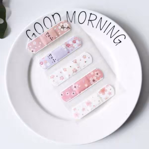 چسب زخم فانتزی fantasy band aids