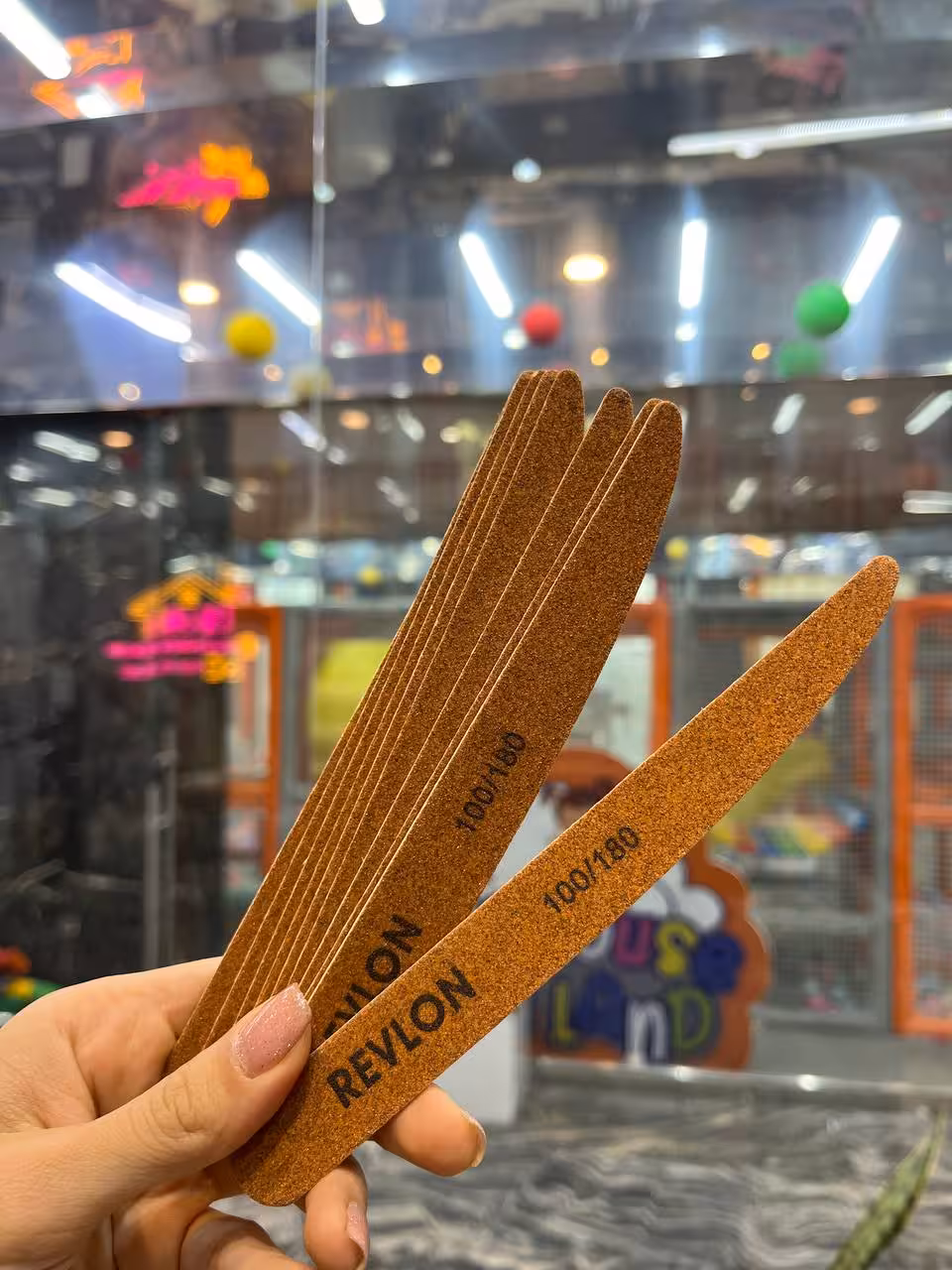 سوهان دستی ژل مانیکور ناخن زبری 100/180 رولون REVLON