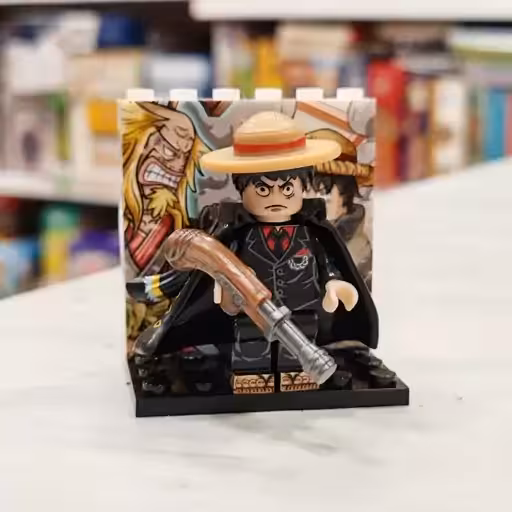 مینی فیگور لگو لوفی سیاه پوش با اسلحه وارداتی4سانت