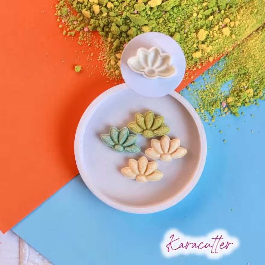 کاتر فشاری قند گل نیلوفر