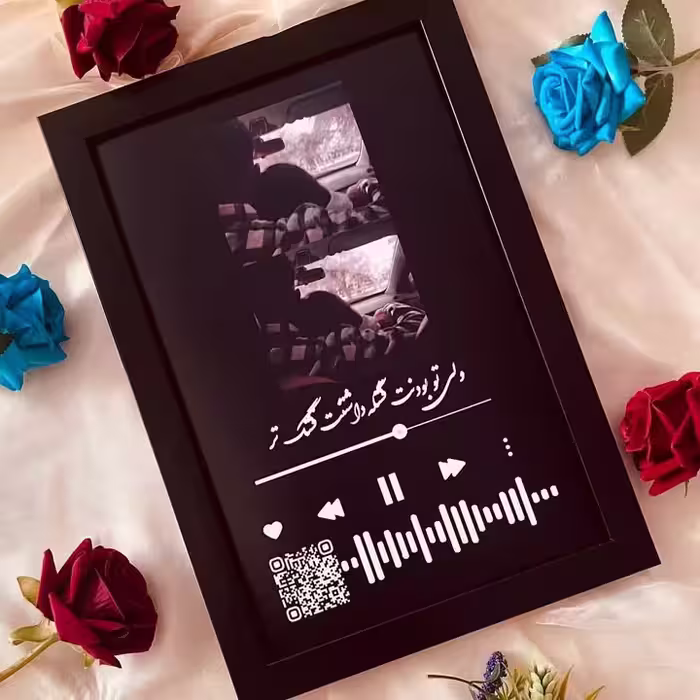 کادو،هدیه- تابلو موزیکال طرح عکس دلخواه و انتخاب موزیک با شما