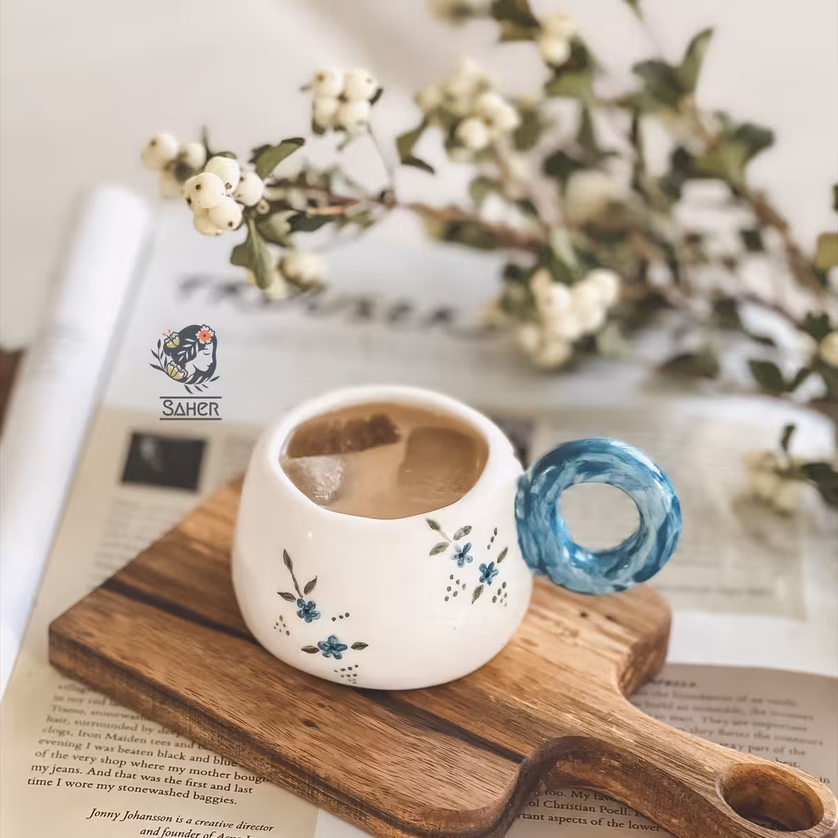 ماگ دستساز سرامیکی طرح گل آبی