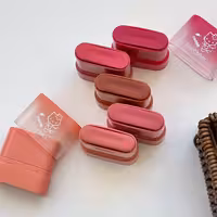 رژگونه استیکی Moc Allure