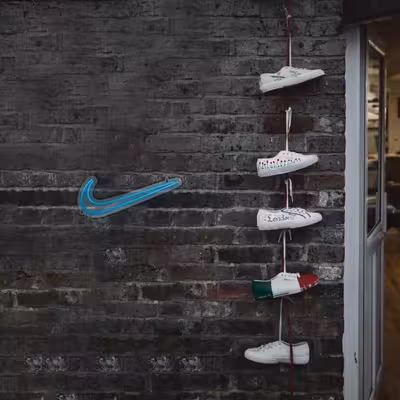 چراغ دیواری نئون دیزاین طرح Nike_TBL