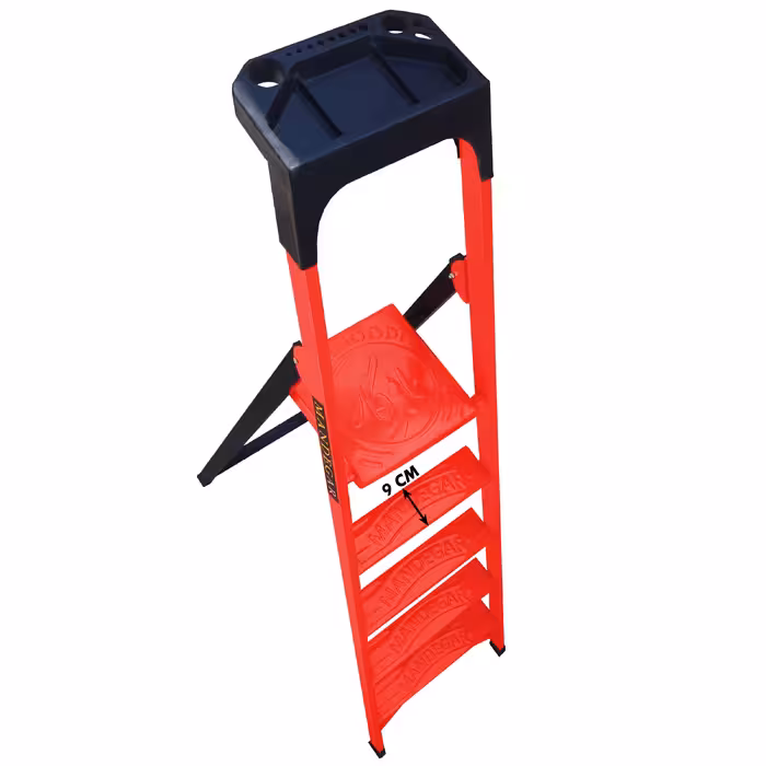 نردبان 6 پله ماندگار مدل مهتاب