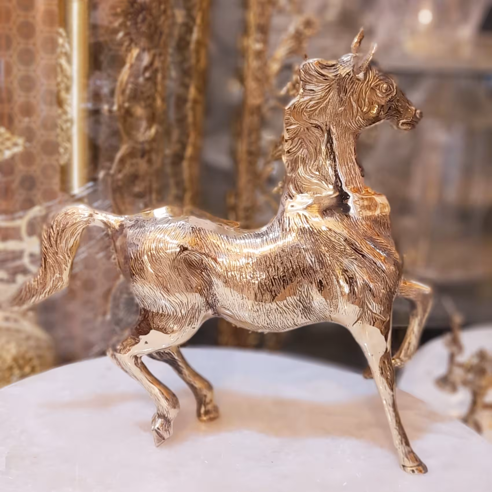 اسب وحشی برنزی سنگین