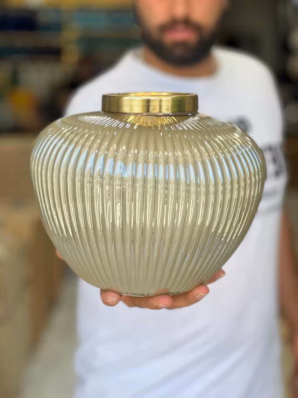 گلدان شیشه ای مدل ویانا عسلی