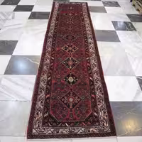 فرش دستباف انجلاس همدان طرح 9 ترنج سایز كناره رنگ زمینه لاكي رنگ حاشیه كرم کد 39027