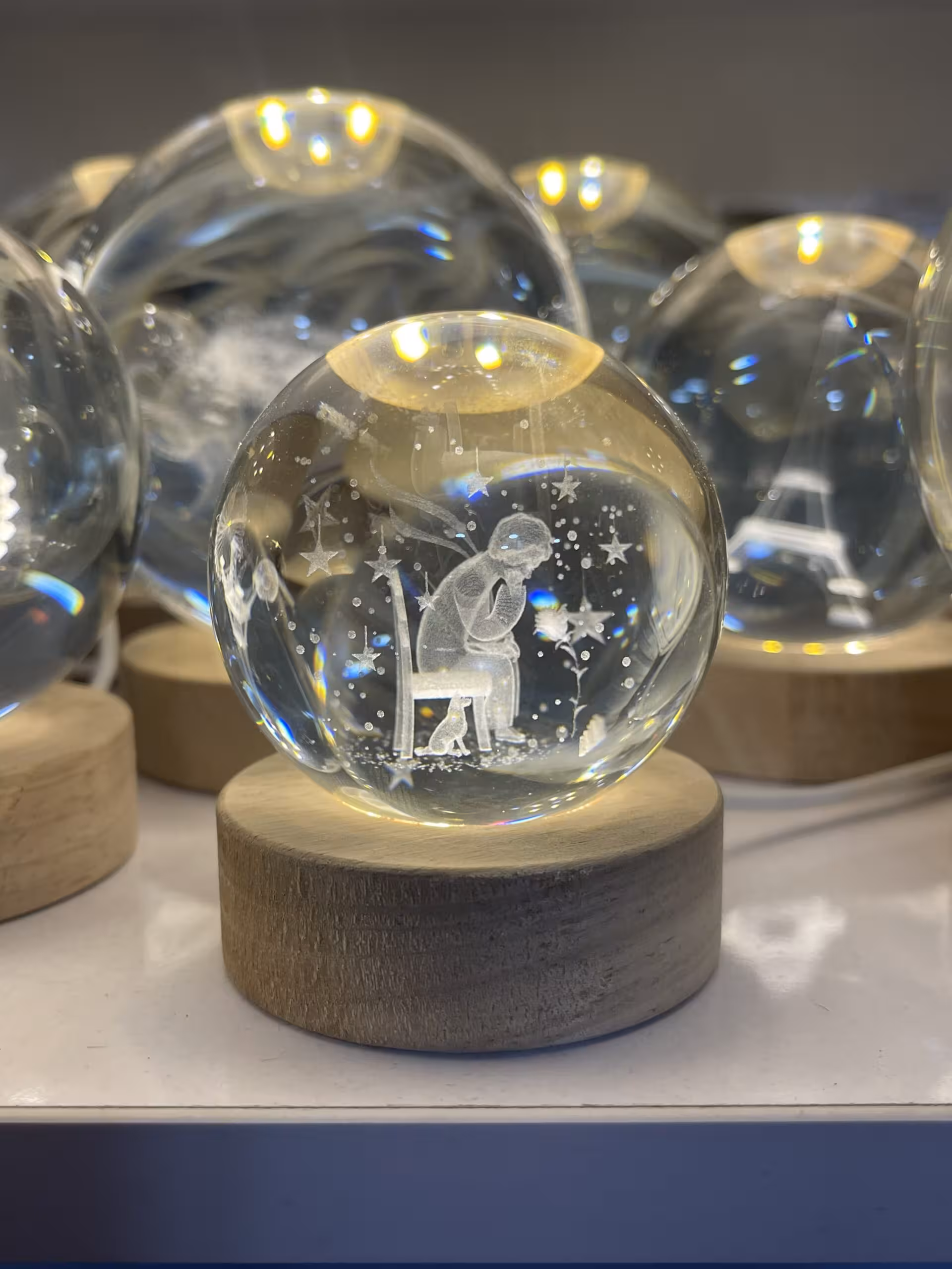 گوی شیشه ای چراغدار 7 سانت (شازده کوچولو)