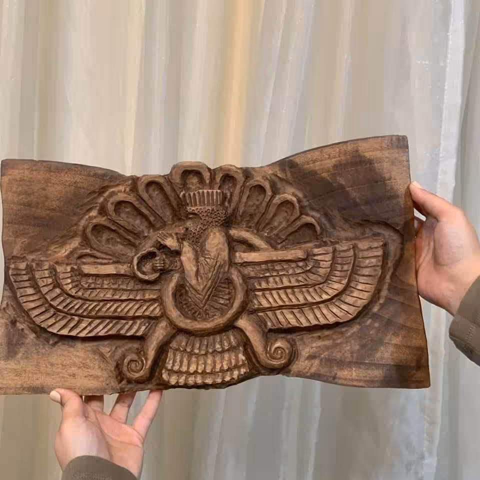 تابلو برجسته فروهر