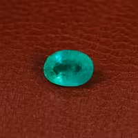 نگین زمرد کد 30139 - جواهری مشاهیر