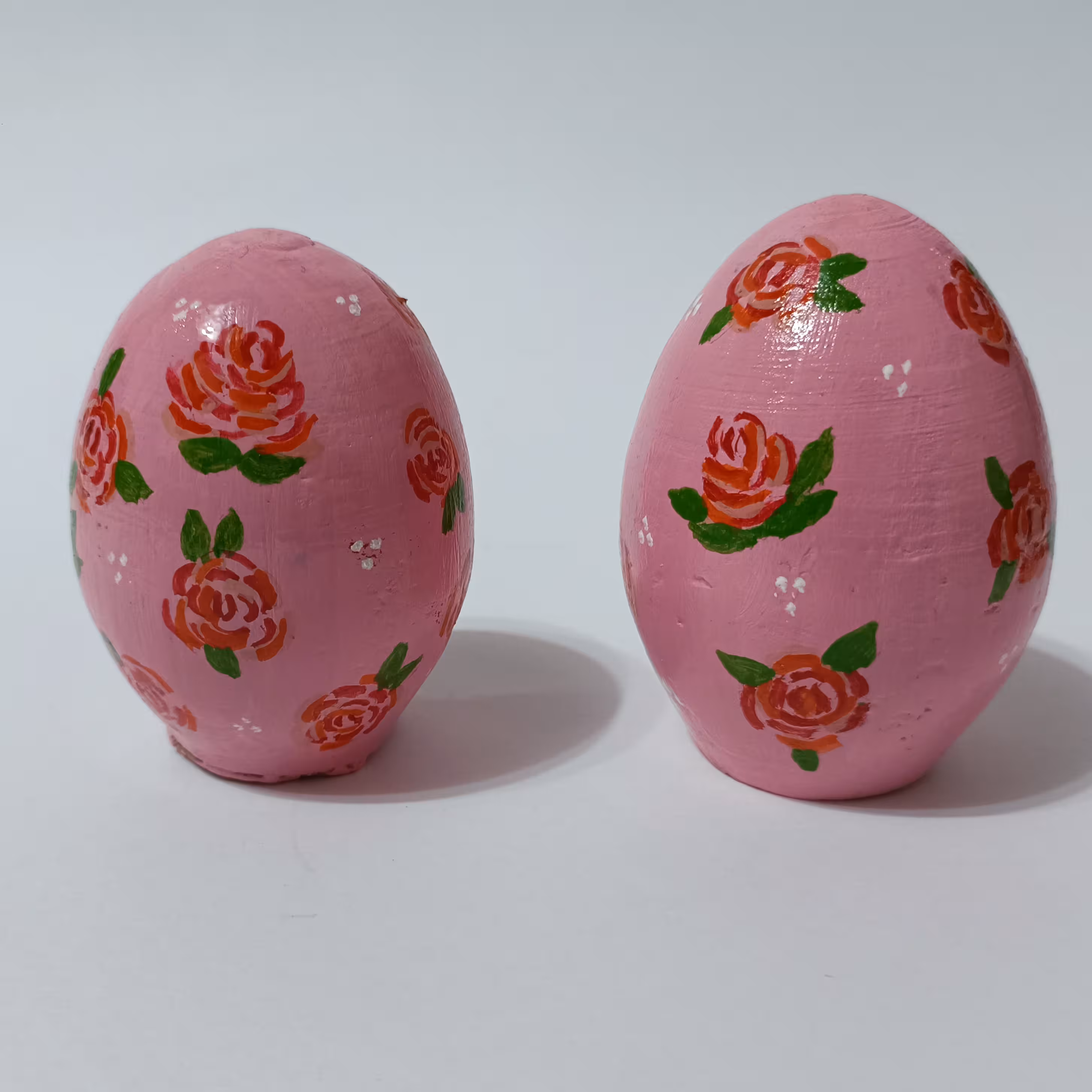 تخم‌مرغ سفالی صورتی