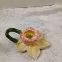 شمعدان طرح گل نرگس