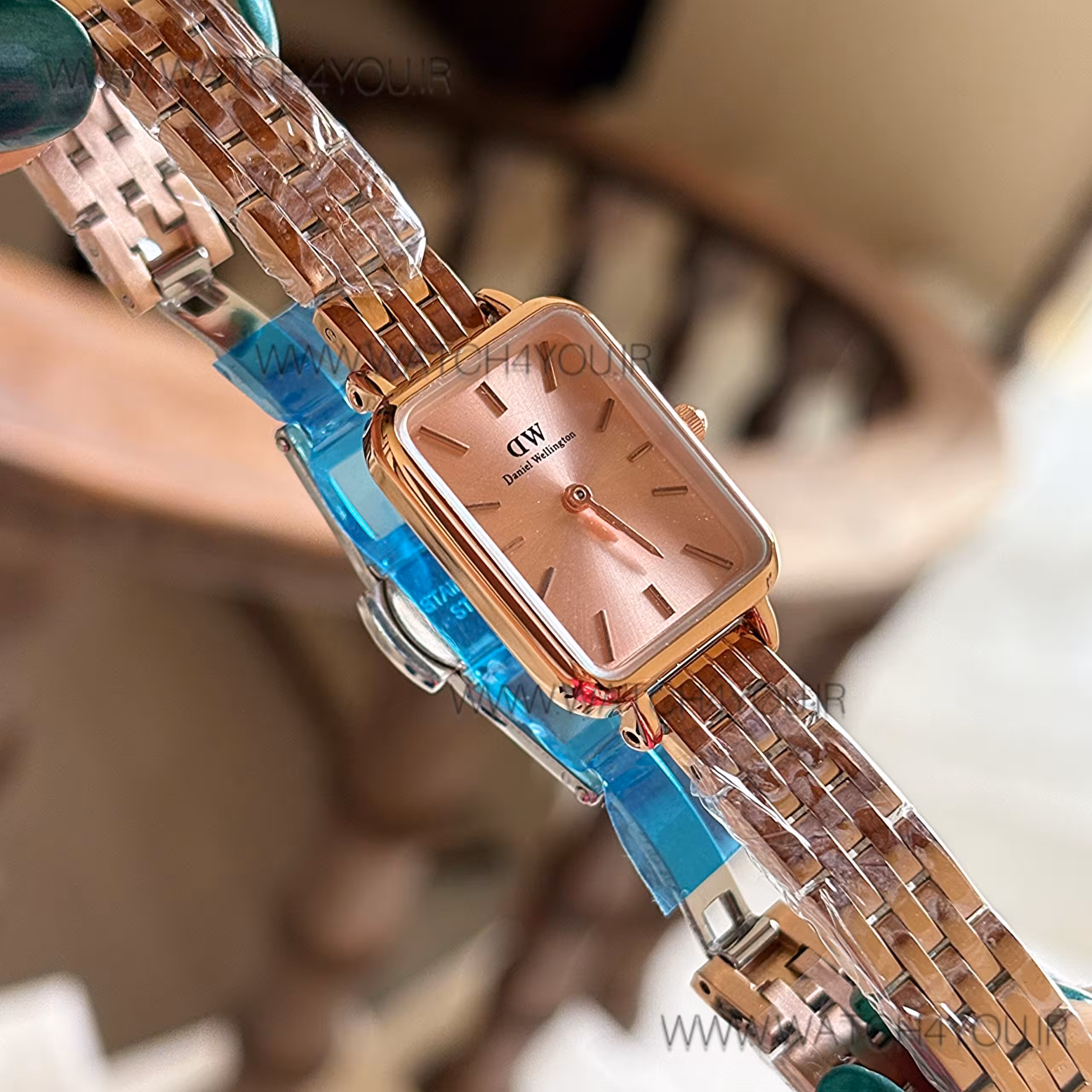 ساعت مچی زنانه دنيل ولينگتون Daniel Wellington