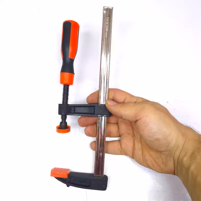 گیره پیچ دستی موبینس مدل 250x50 کد DIN5117  