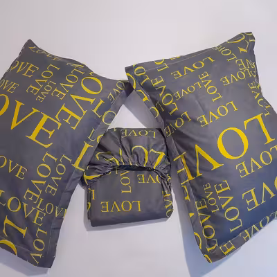 سرویس ملحفه مدل کشدار ni05004 طرح لاو کد 160  دو نفره سه تکه