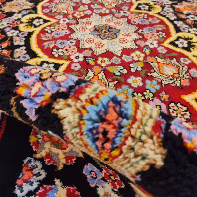 فرش دستبافت دو متری طرح گل کد 176