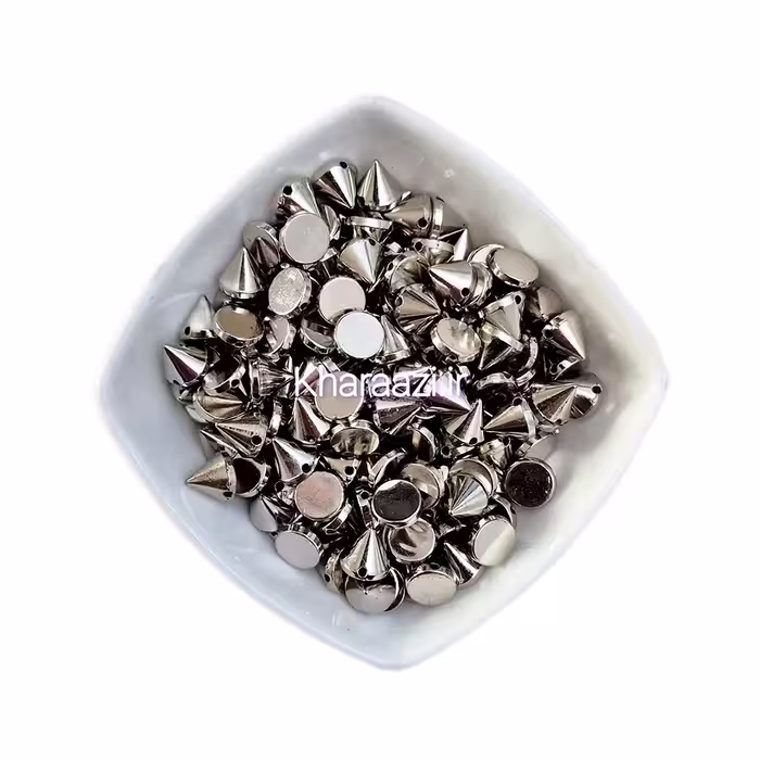 نگین مخروطی 8 میل دوختنی نقره ای (100 عددی)