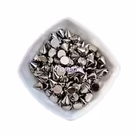 نگین مخروطی 8 میل دوختنی نقره ای (100 عددی)
