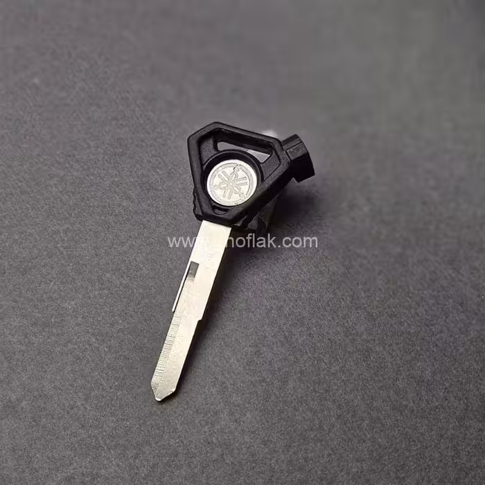 کلید خام یاماها مگنتی شیار راست