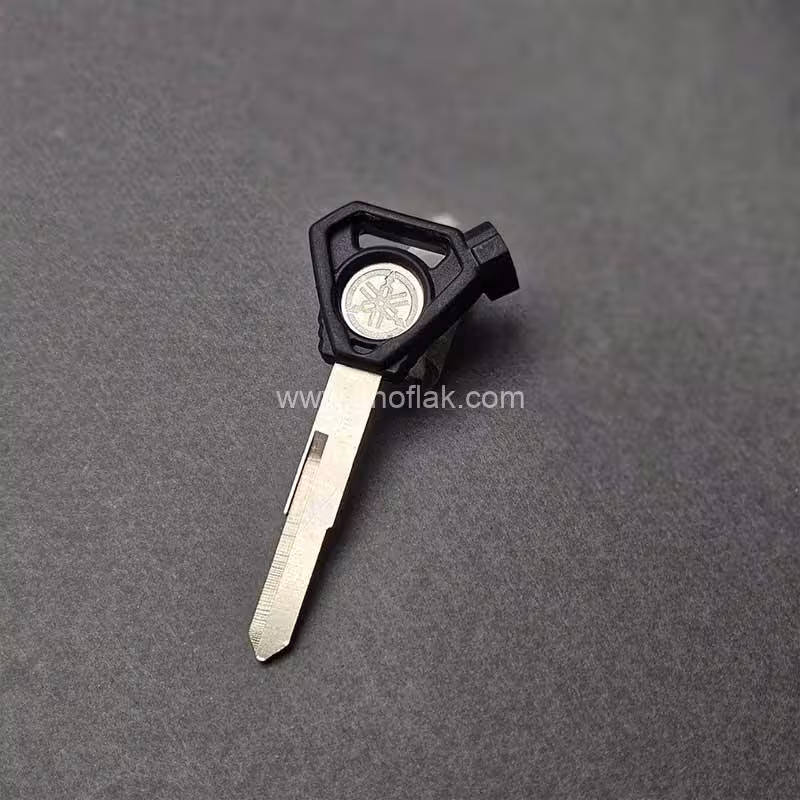 کلید خام یاماها مگنتی شیار راست