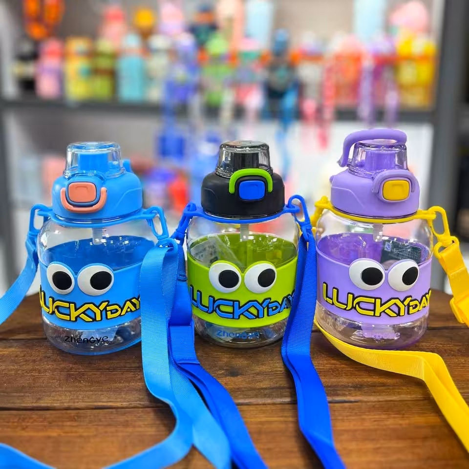 قمقمه لاکی چشم درشت کد02DH