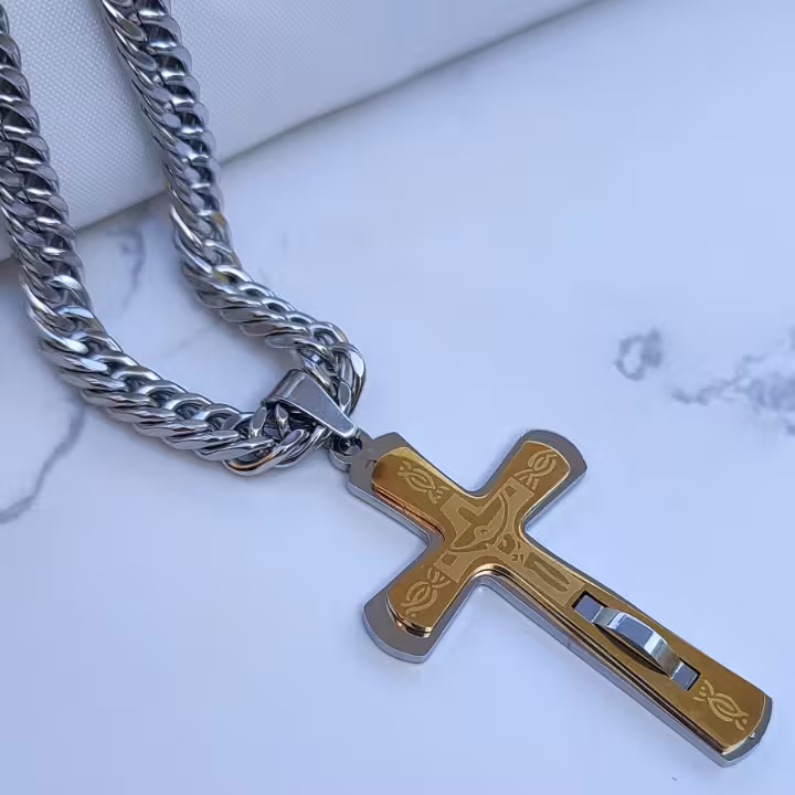 صلیب دو رنگ استیل همراه زنجیر 7 میل
